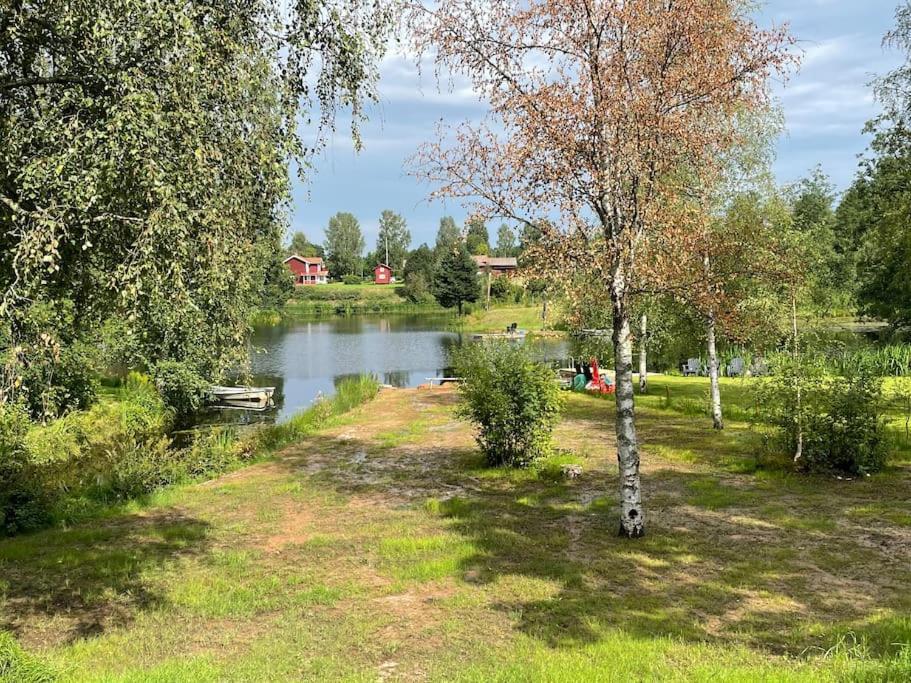 Dalastuga Med Tillgang Till Badplats เลกซันด์ ภายนอก รูปภาพ